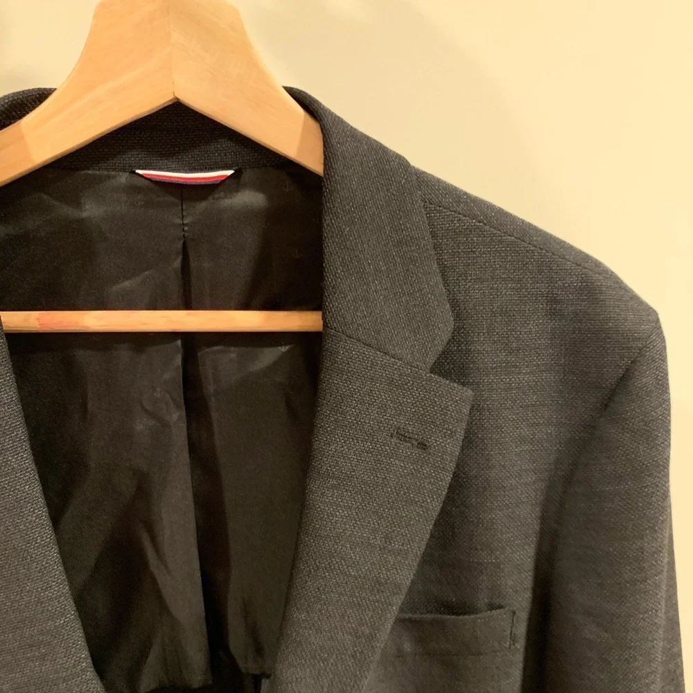 Tommy Hilfiger Black Blazer Size 40L